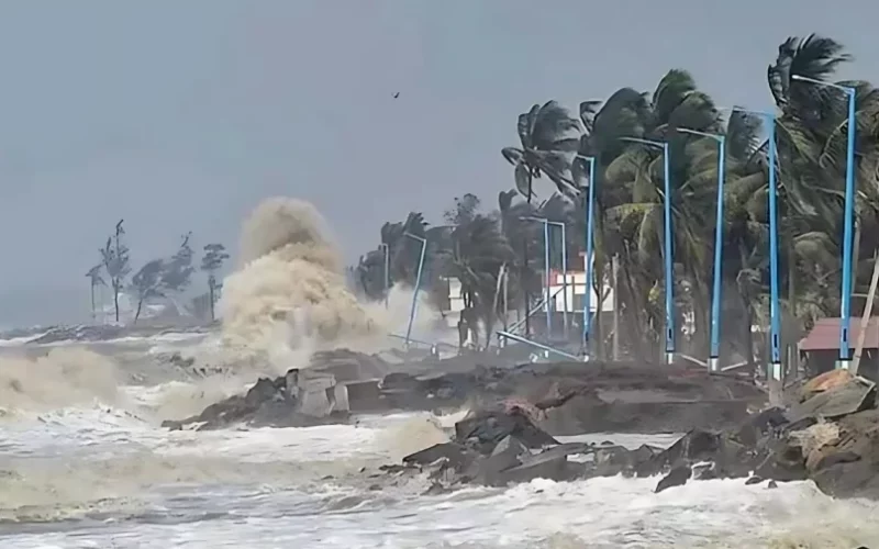 অক্টোবর-নভেম্বরে ঘূর্ণিঝড়ের আশঙ্কা